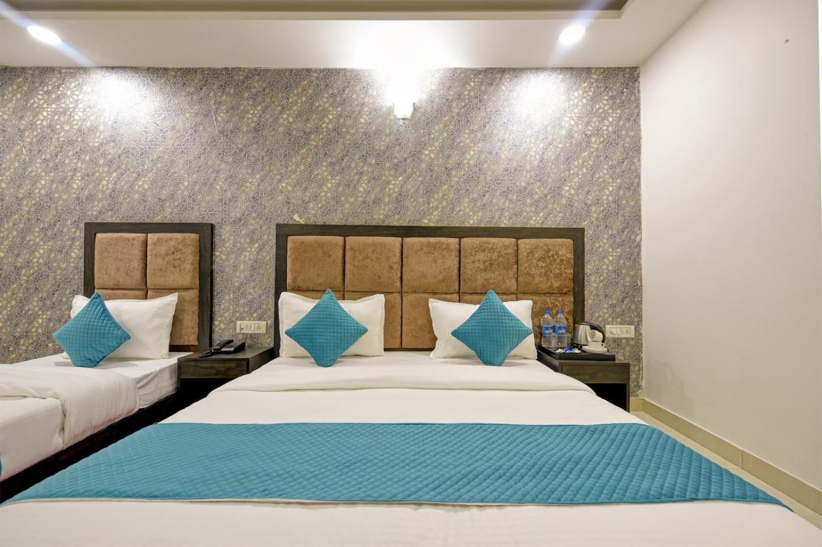 The Glory Suites Near Igi Airport New Delhi Bagian luar foto