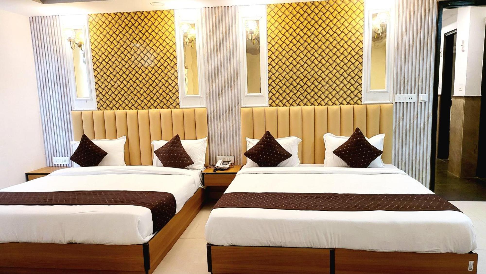 The Glory Suites Near Igi Airport New Delhi Bagian luar foto