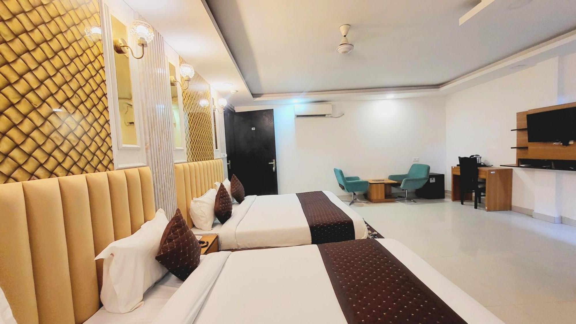 The Glory Suites Near Igi Airport New Delhi Bagian luar foto