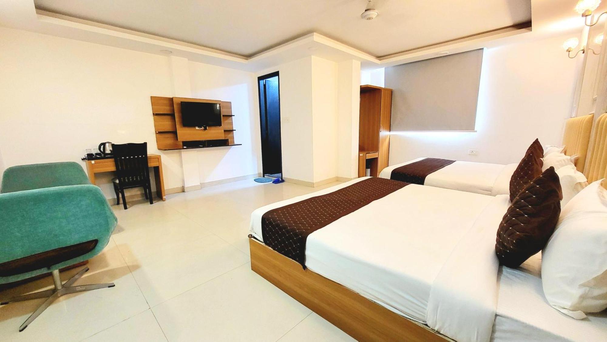 The Glory Suites Near Igi Airport New Delhi Bagian luar foto