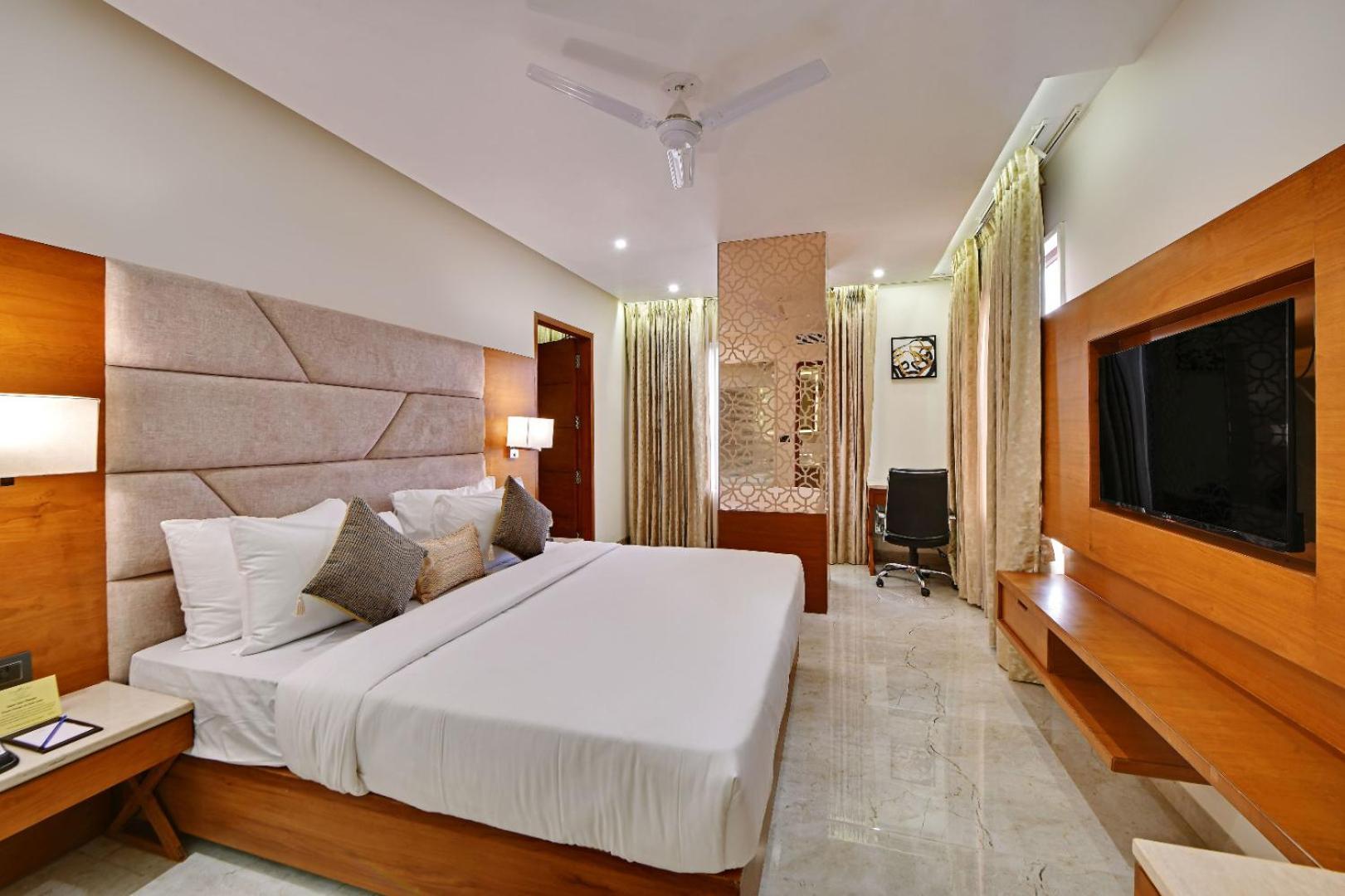 The Glory Suites Near Igi Airport New Delhi Bagian luar foto