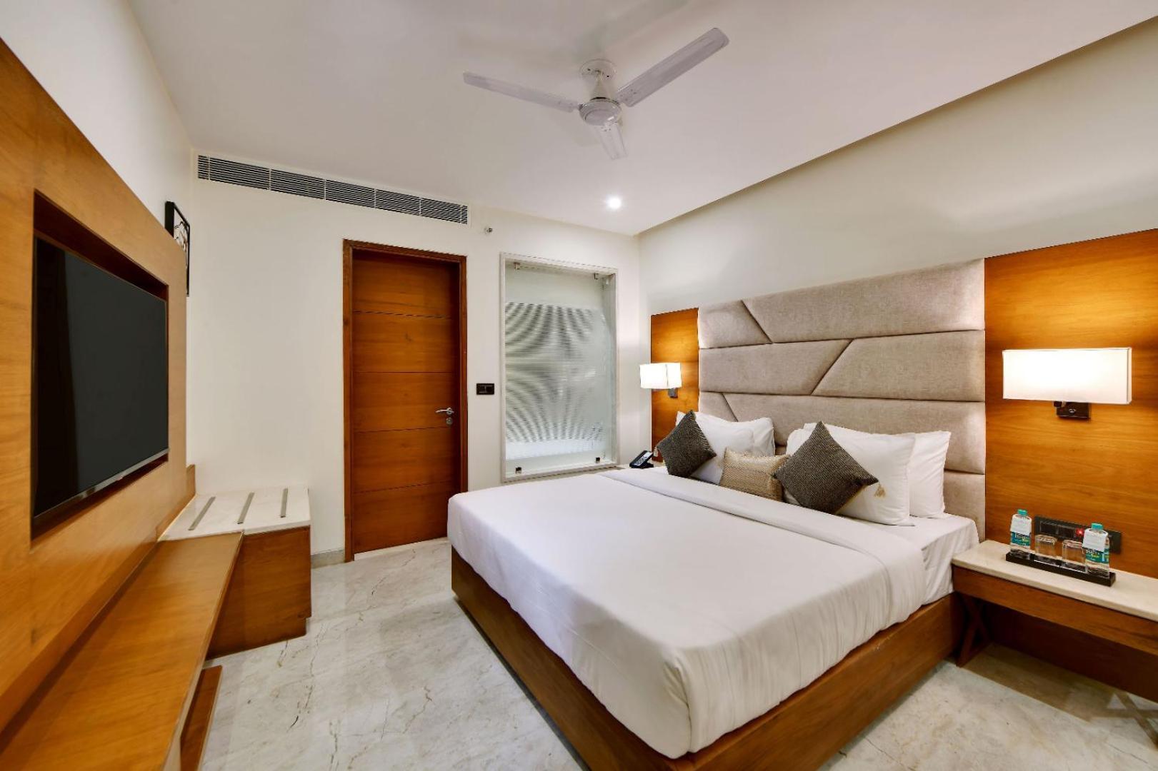 The Glory Suites Near Igi Airport New Delhi Bagian luar foto