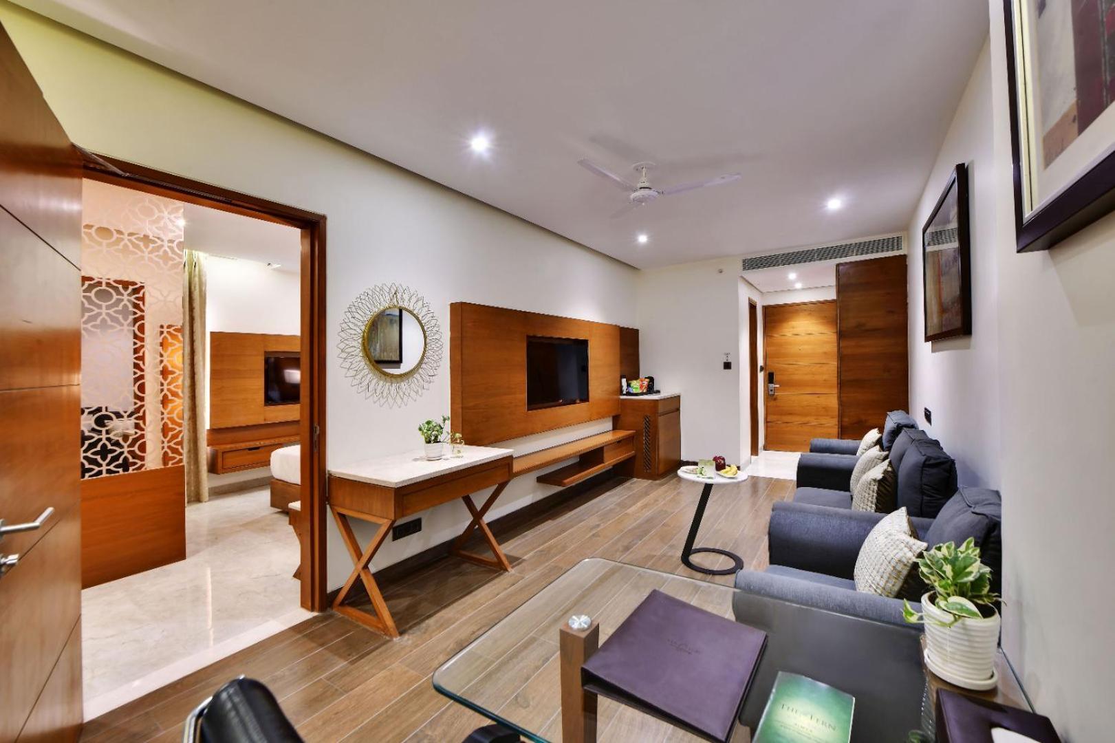The Glory Suites Near Igi Airport New Delhi Bagian luar foto